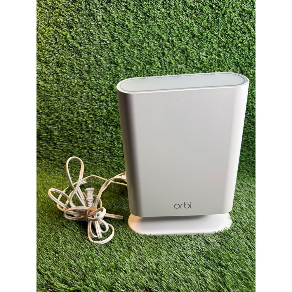 Netgear Orbi Outdoor Satellite RBS50Yv2 AC3000 Tri-Band Mesh WiFi Extender White
